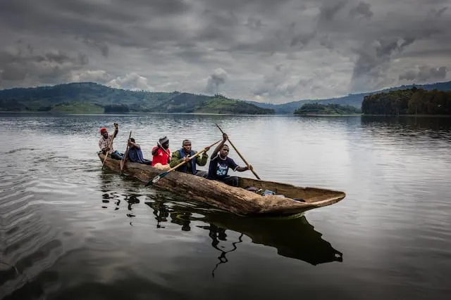 Batwa Cave tour